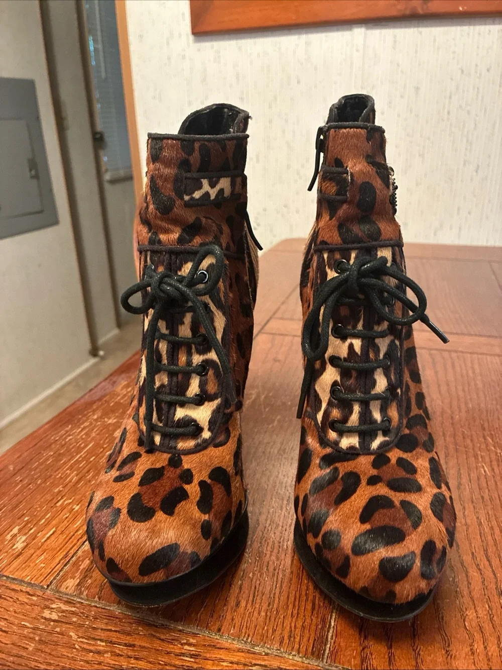 Sam Edelman Uma Ankle Boots Women’s 7.5 Platform Leopard Zebra Calf Hair READ